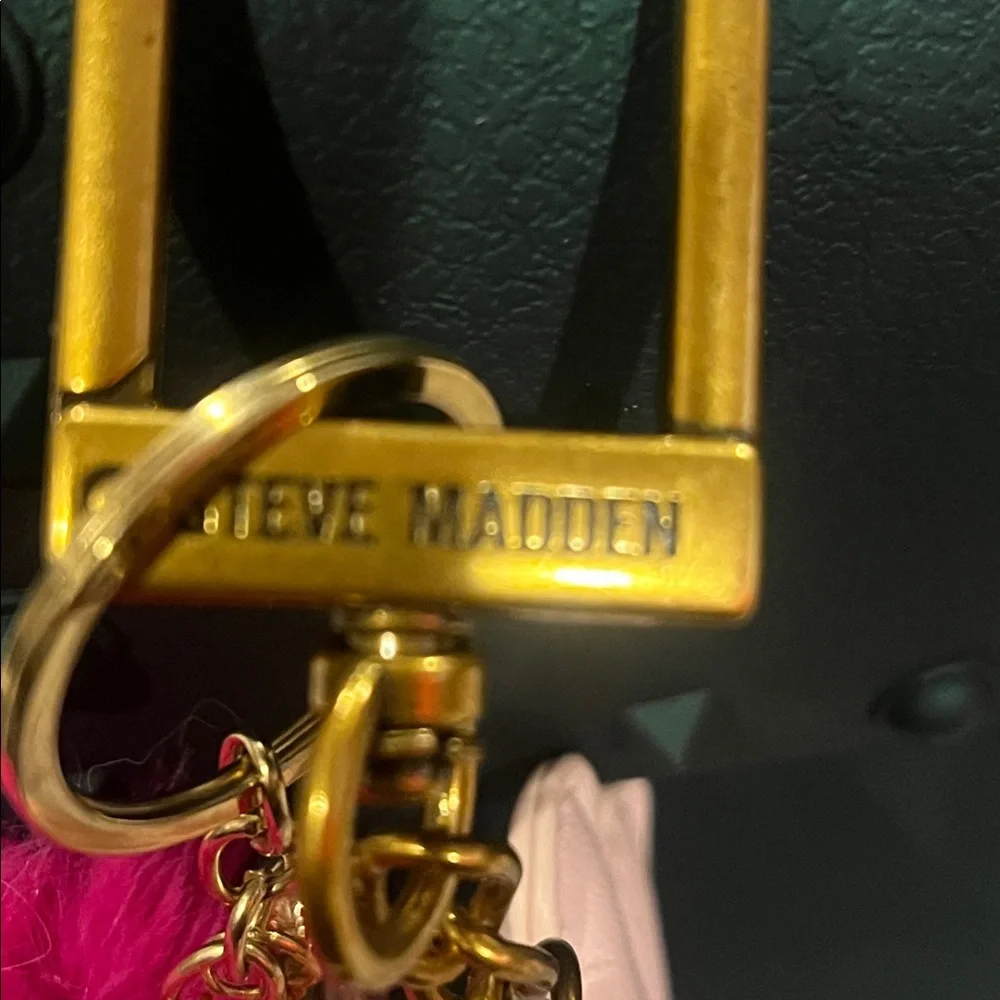 Steve Madden Pink Bear / Pom Pom Bling Bag Charm NWT - Picture 9 of 15